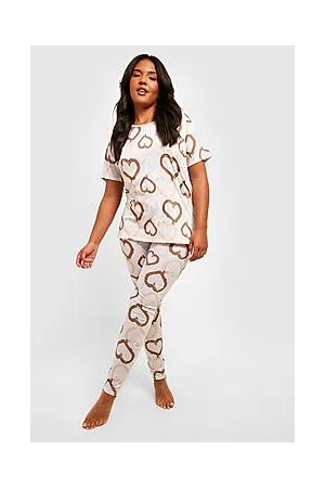 Boohoo Plus Tonal Heart Print Top & Leggings Pyjama Set