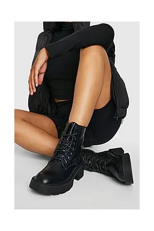 Boohoo Ribbed Sole Detail Lace Up Hiker Boots