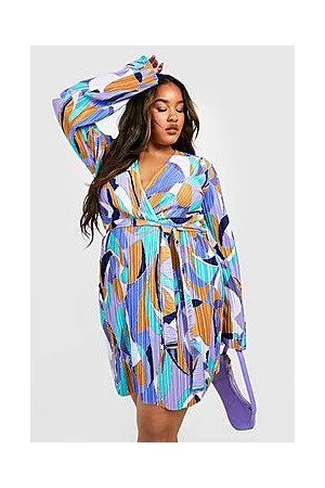 Boohoo Plus Abstract Plisse Wrap Dress