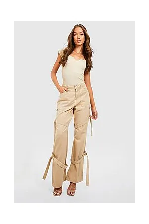Boohoo High Waisted Buckle Cargo Jeans