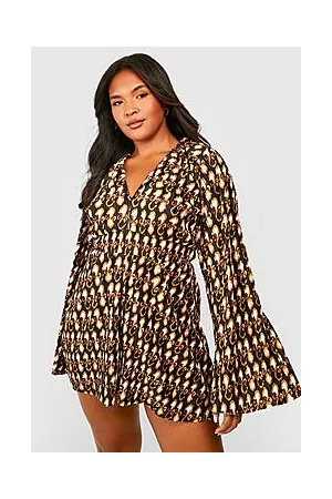 Boohoo Plus Abstract Plisse Flare Sleeve Playsuit