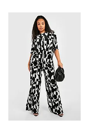 Boohoo Plus Abstract Plisse Wide Leg Trousers