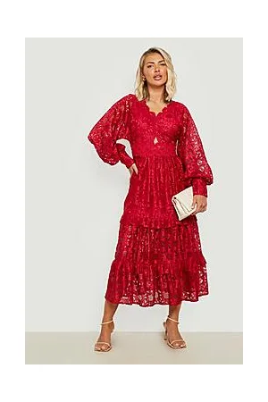 Boohoo Boutique Crochet Lace Tiered Midaxi Dress