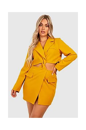 Boohoo Plus Cut Out Twist Front Blazer Dress