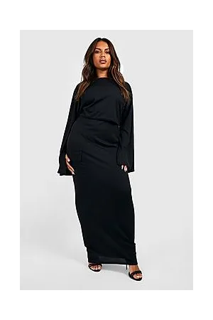 Boohoo Plus Rib Flare Sleeve Top & Cargo Pocket Maxi Skirt Co-ord