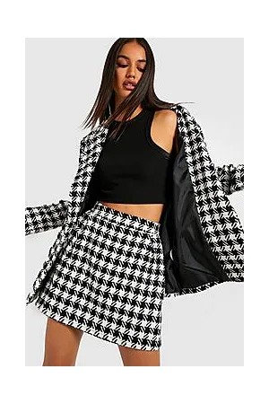 Boohoo Dogtooth Tailored Mini Skirt