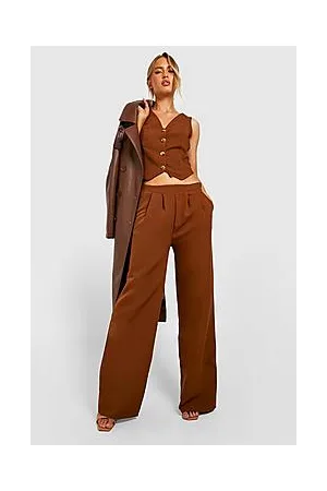 Boohoo Tall Pleat Detail Low Rise Wide Leg Trousers
