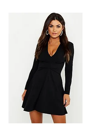 Boohoo Long Sleeved Plunge Neck Skater Dress