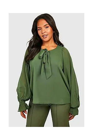 Boohoo Plus Woven Pussybow Blouse