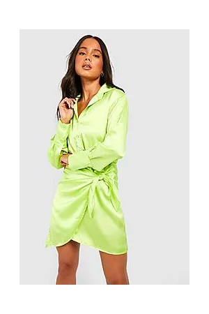 Boohoo Petite Geo Satin Wrap Dress