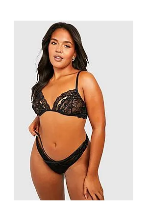 Boohoo Plus Lace Strapping Lingerie Set