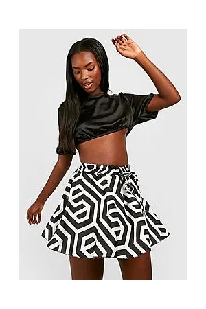 Boohoo Geo Print Satin Skort