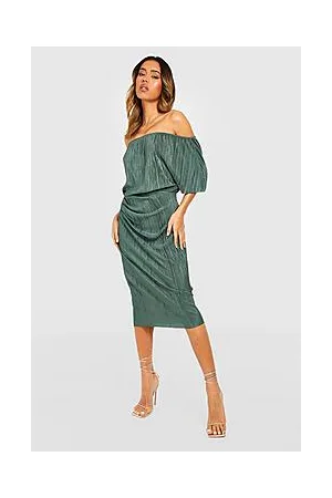 Boohoo Off The Shoulder Plisse Midi Party Dress