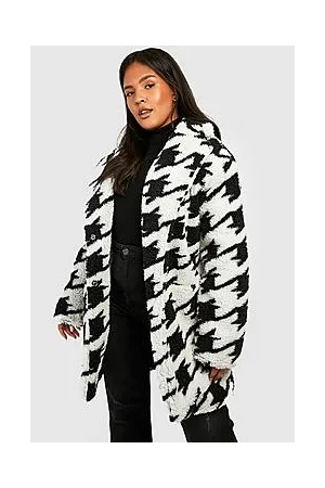 Boohoo Plus Dogtooth Teddy Fur Coat