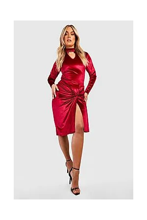 Boohoo Plus Velvet Twist Midi Skirt
