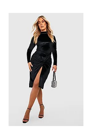 Boohoo Plus Velvet Twist Midi Skirt