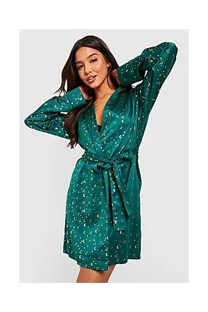 Boohoo Premium Satin Moon & Star Robe