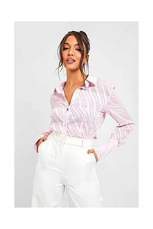Boohoo Textured Satin Crinkle Pointed Hem Shirt
