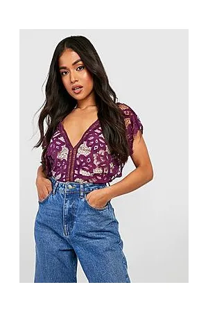 Boohoo Petite Occasion Crochet Lace Detail Bodysuit