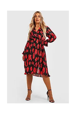 Boohoo Plus Floral Pleated Satin Plunge Midi Dress