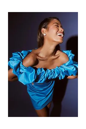 Boohoo Satin Volume Bardot Crop