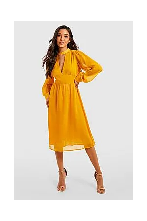 Boohoo The Chiffon Midi Skater Dress
