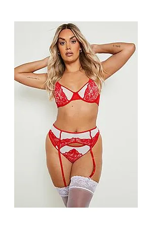 Boohoo Plus Lace Plunge 3 Pcs Set