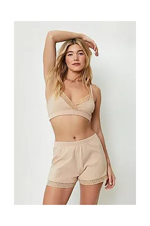 Boohoo Lace Trim Cropped Bralette And Shorts Pyjama Set