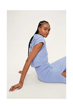 Boohoo Soft Sleeveless Cropped Hoodie