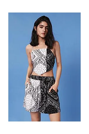 Boohoo Petite Paisley Print Spliced Shorts