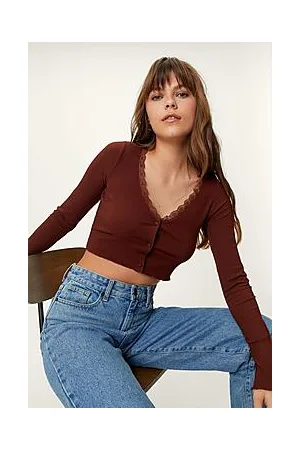 Boohoo Lace Trimmed Long Sleeve Crop Top