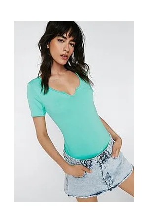 Boohoo Notched Neck Bodysuit