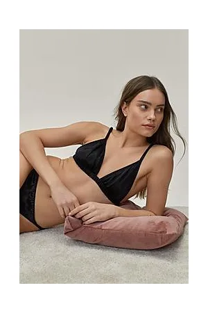 Boohoo Silk Soft Touch Triangle Bralette