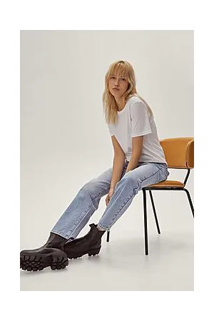 Boohoo Organic Mid Rise Straight Jean