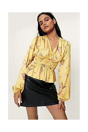 Boohoo Floral Lemon V Wrap Over Shirred Waist Top