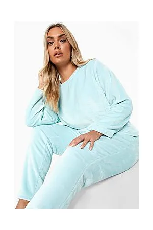 Boohoo Plus Fluffy Faux Fur Long Sleeve Top & Trousers Pyjama Set
