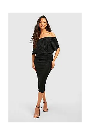 Boohoo Off The Shoulder Plisse Midi Party Dress