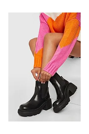 Boohoo Wide Fit Chunky Block Heel Chelsea Boots