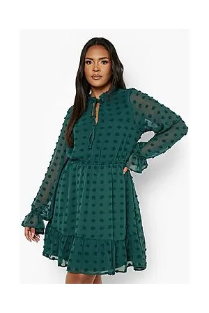 Boohoo Plus Dobby Keyhole Skater Dress