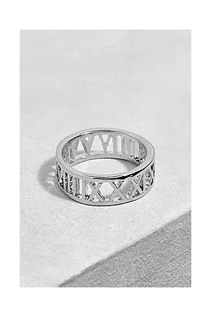 Boohoo Roman Numerals Ring