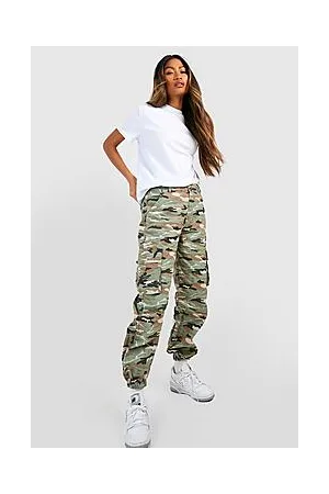 Boohoo High Rise Camo Cargo Woven Jogger