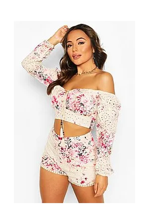 Boohoo Petite Printed Broderie Puff Sleeve Crop Top