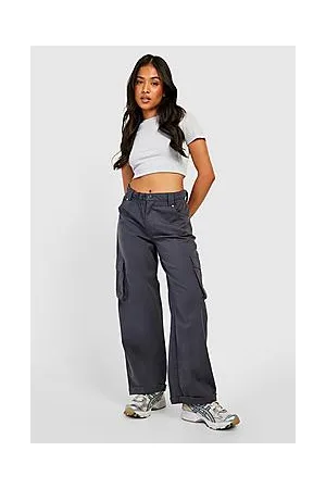 Boohoo Petite Twill Paperbag Waist Cargo Trousers