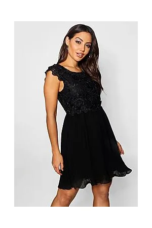 Boohoo Boutique Corded Lace Pleated Skater Dress