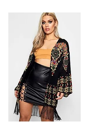 Boohoo Plus Printed Fringe Kimono