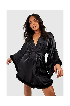 Boohoo Plus Short Kimono Robe With Fluffy Sleeve