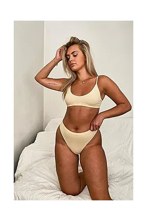 Boohoo Ribbed Seamless Triangle Bralet