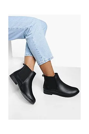 Boohoo Flat Chelsea Boots