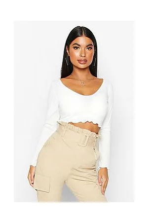 Boohoo Petite Lettuce Hem V-Neck Long Sleeve Crop Top