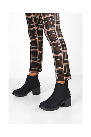 Boohoo Chunky Cleated Chelsea Boots